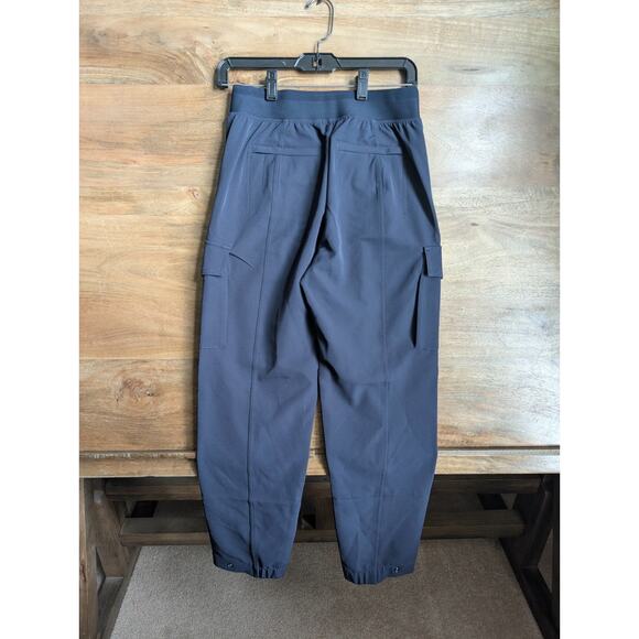 Athleta Endless Cargo Pants Womens Size 2 Blue Stretch Comfortable Elastic Waist - Picture 2 of 4